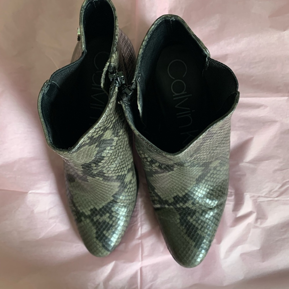 Calvin Klein Python booties - Picture 3 of 4